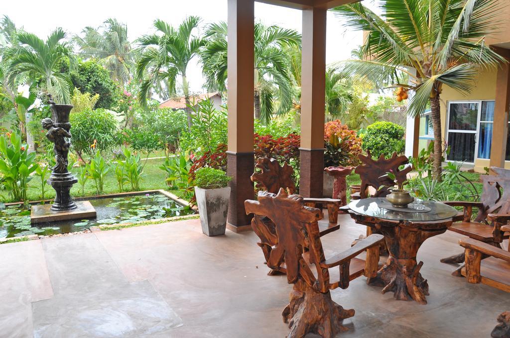 Solomon Beach Hotel Marawila Exterior foto